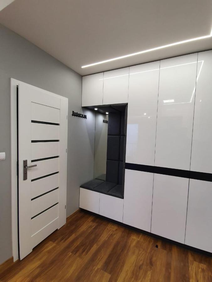 Nowe Apartamenty Ilawa Odnowiciela Z Klimatyzacja ภายนอก รูปภาพ